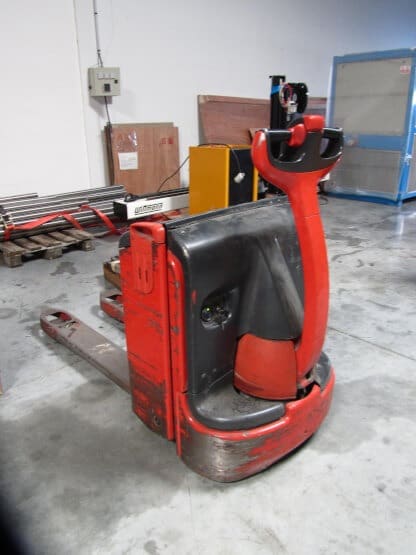 ELECTRICAL  FORKLIFT FENWICK T18