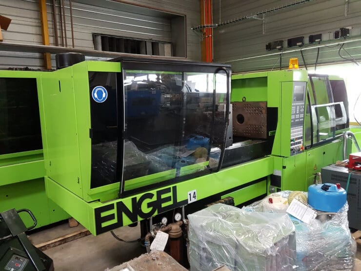Presse à injecter ENGEL ES 200/80 HL LIM