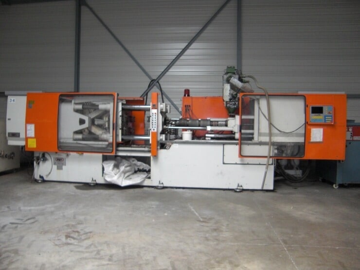 Presse à injecter MIR MRP 270/800