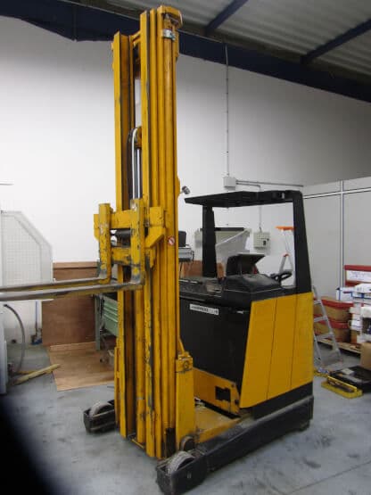 CHARIOT ELEVATEUR RETRACTABLE ELECTRIQUE JUNGHEINRICH