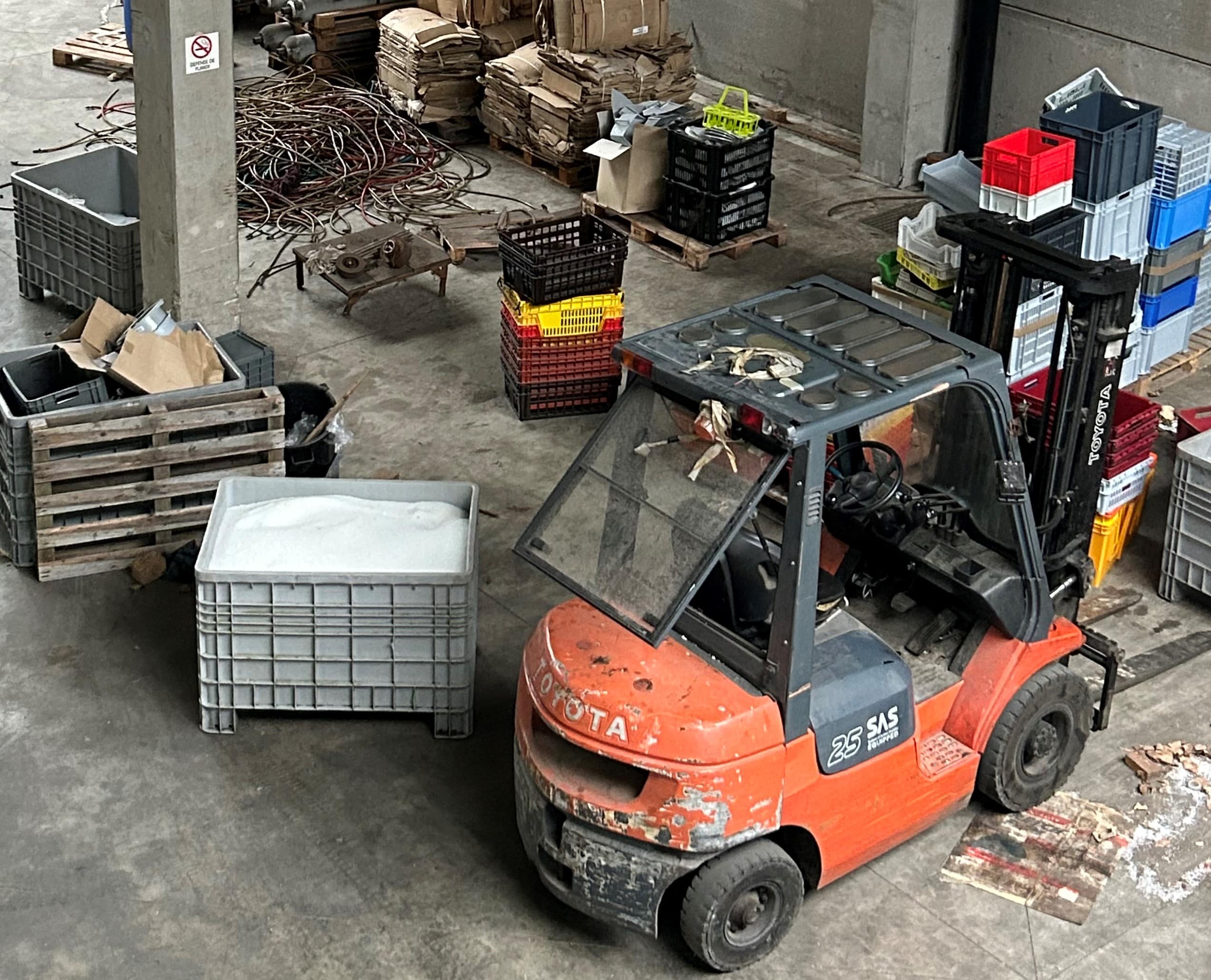 TOYOTA forklift (Complete factory for sale)