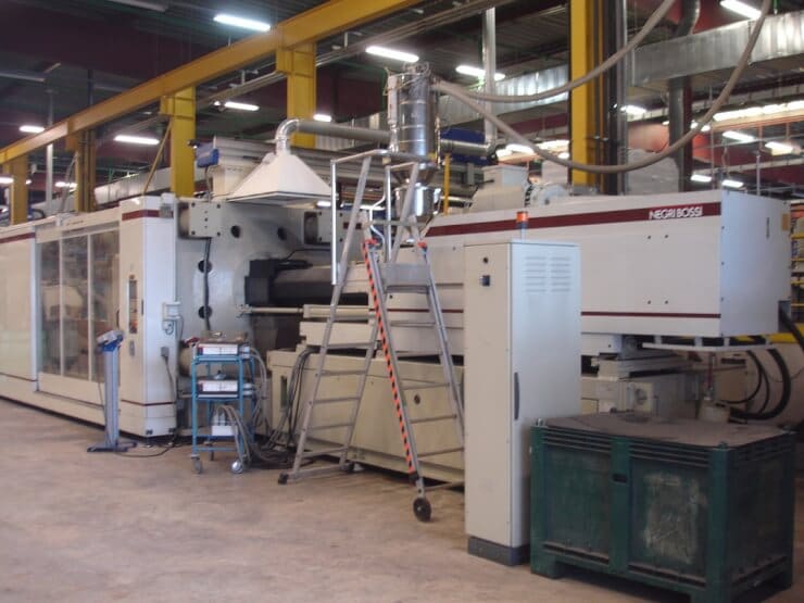 Presse à injecter NEGRI BOSSI 12000H15200 – 1200 T