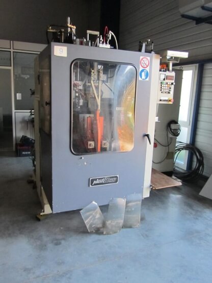 BLOW MOULING MACHINE PLASTIBLOW BP500