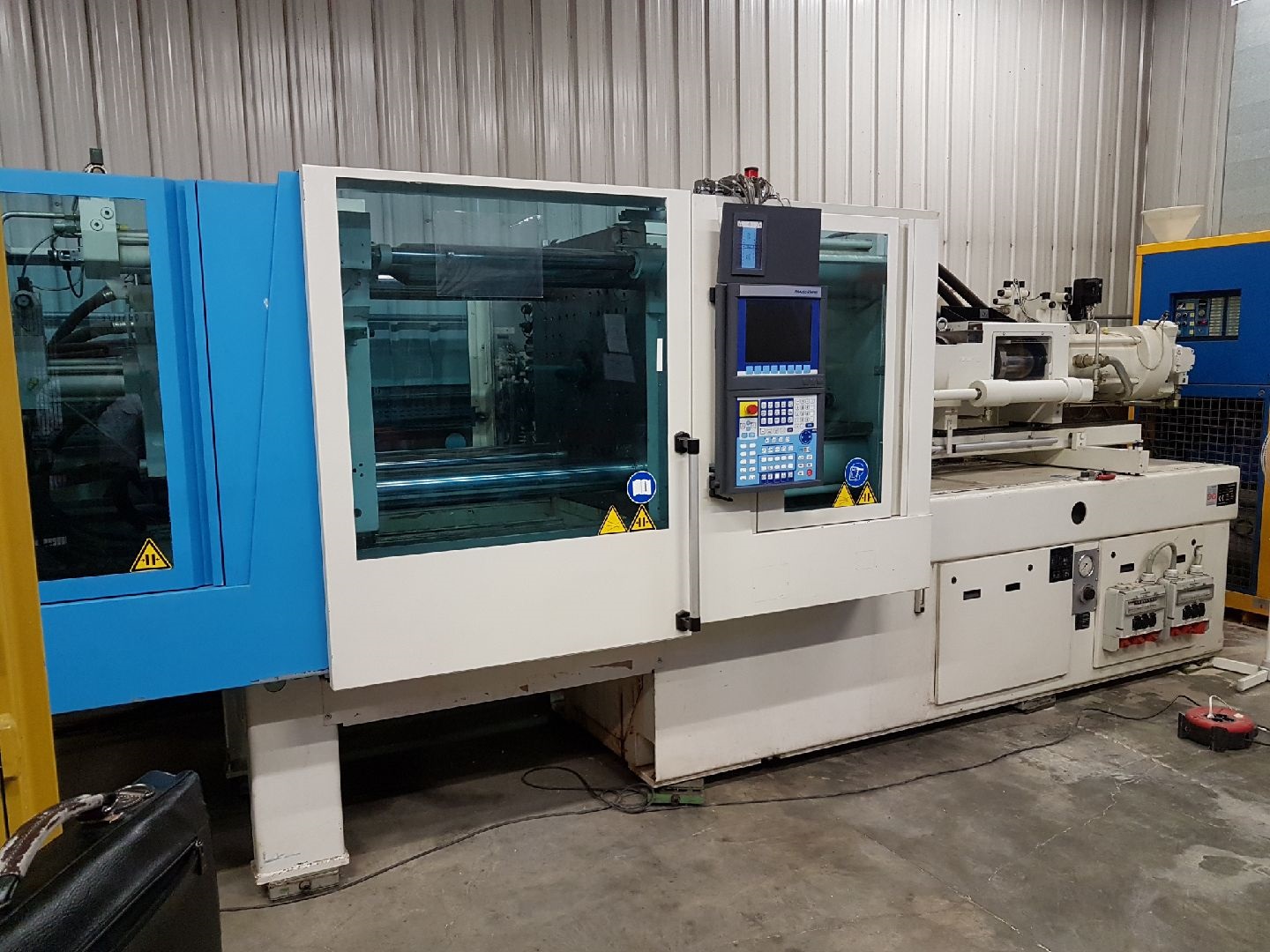 KraussMaffei  200 CX G03 – 200T